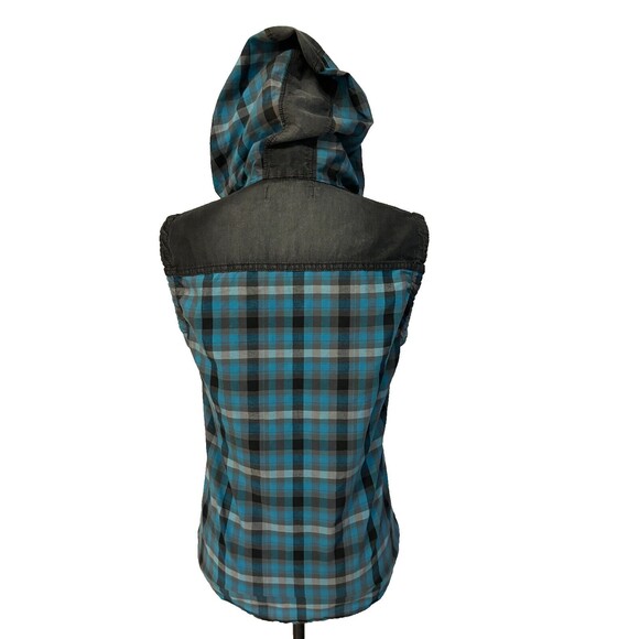 Bluette moto/grunge style sleeveless button up shirt w/hoodie size M, pre-loved - Picture 6 of 12